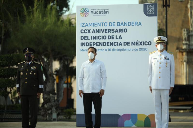 Vila Dosal encabeza ceremonia por aniversario del Inicio de la Independencia