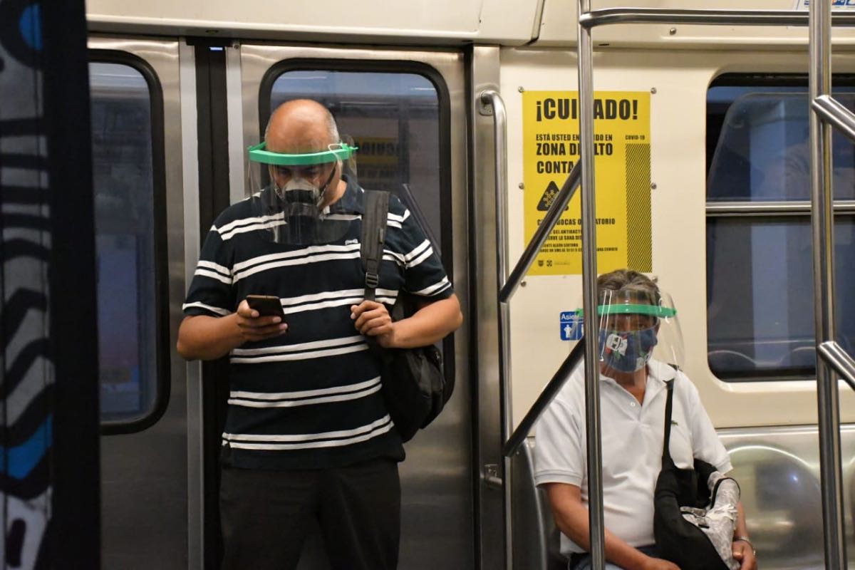 Más del 90% de usuarios del Metro usan cubrebocas al interior de la red