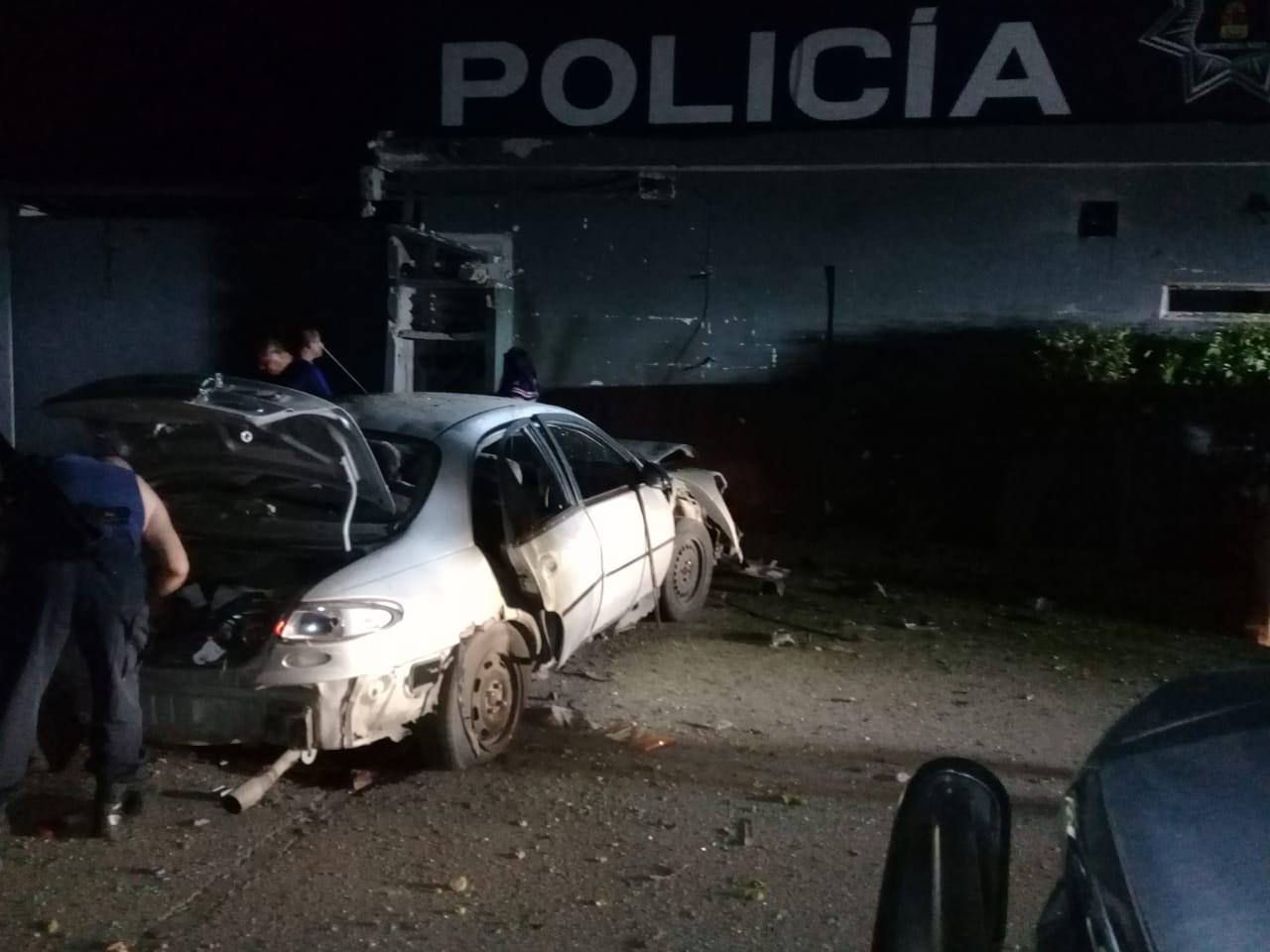 Lanzan granada a instalaciones de la policía de Playa del Carmen