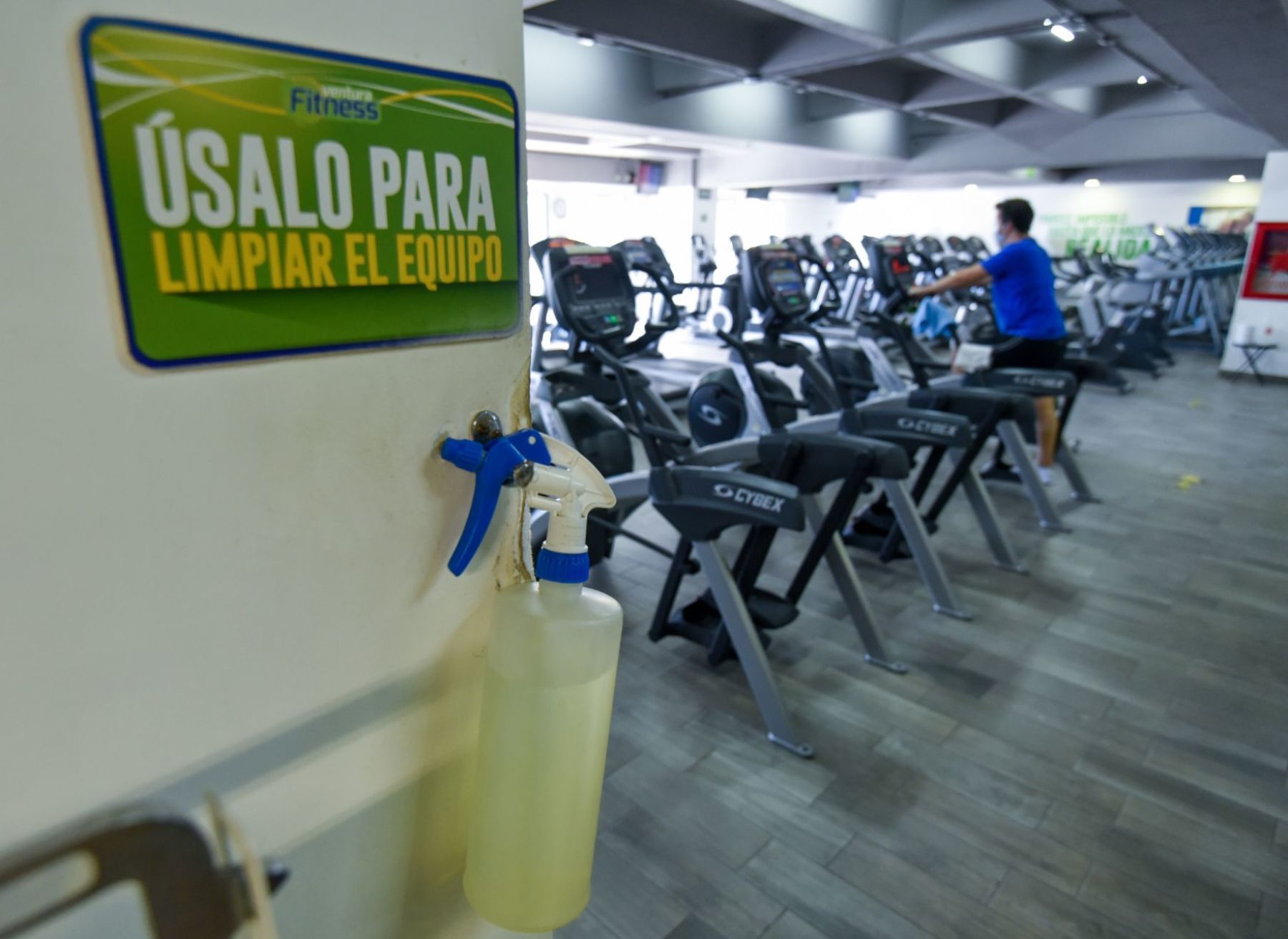 Reabrirán cines y gimnasios en Nuevo León