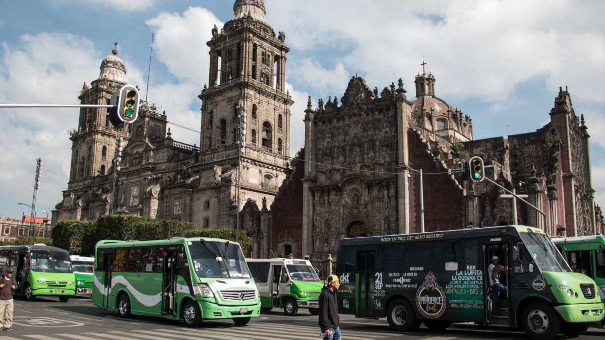 Transportistas suspenden movilizaciones en CDMX