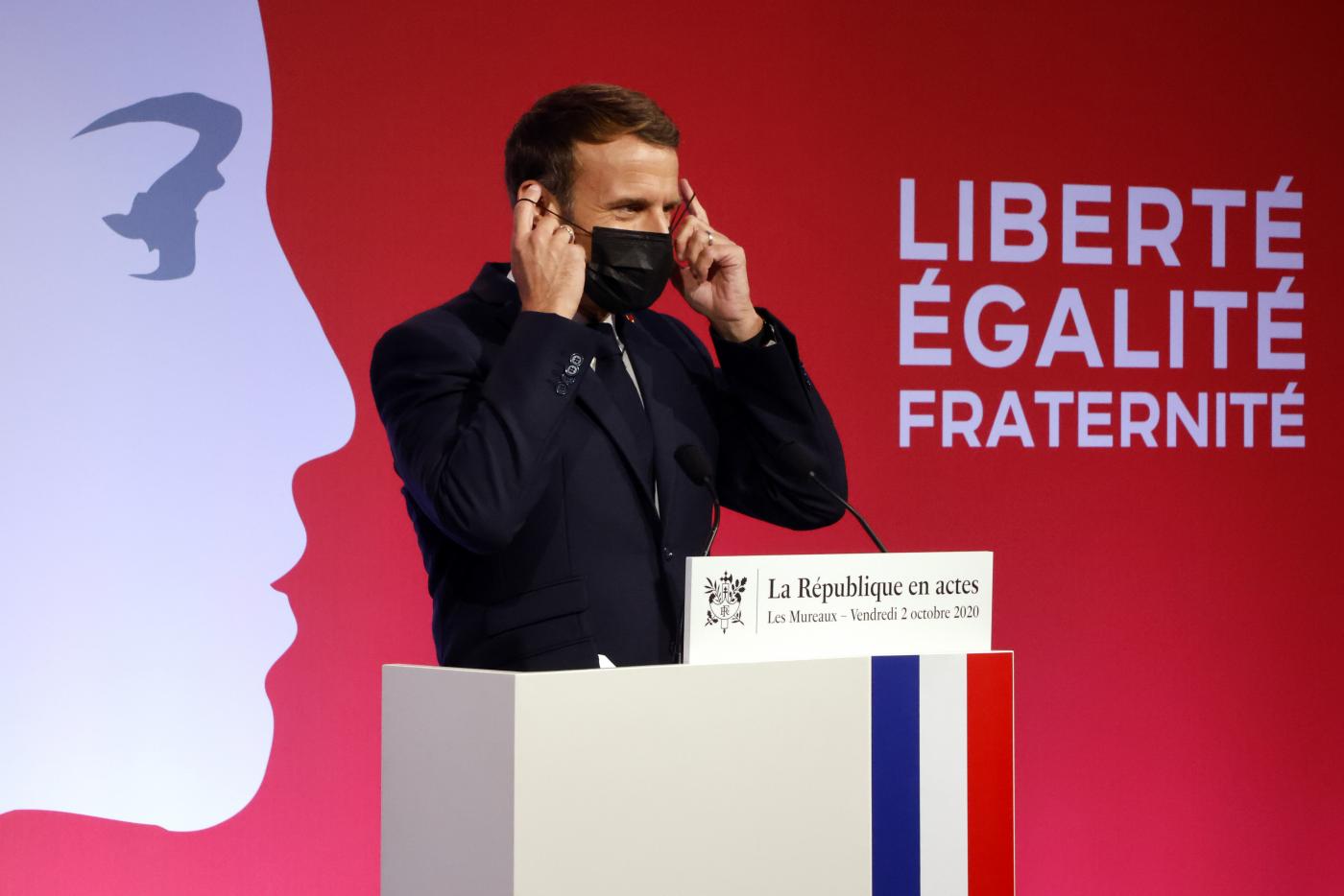 Macron anuncia disolución de grupo islamista 