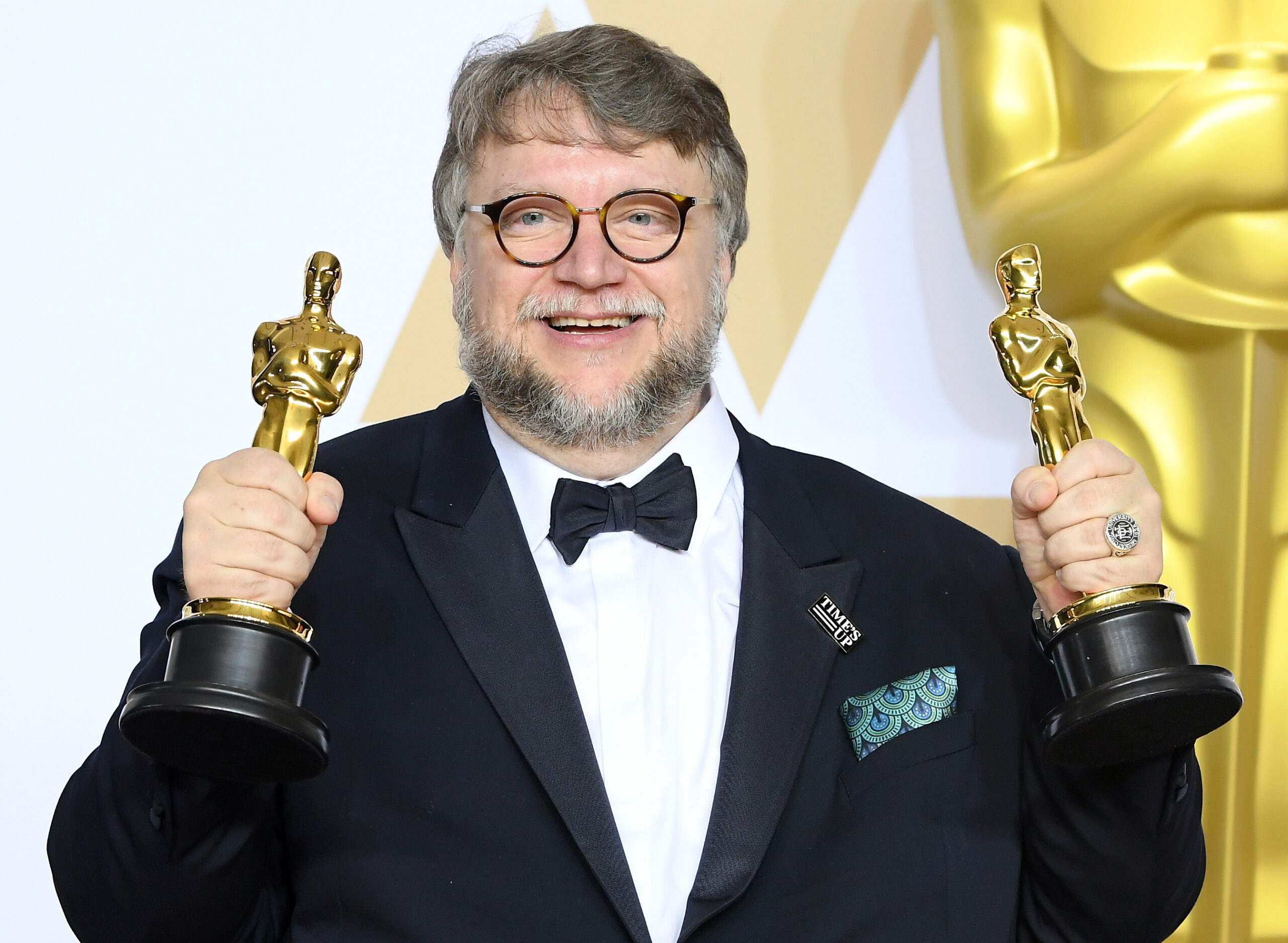 Guillermo Del Toro financiará viajes a mexicanos sobresalientes