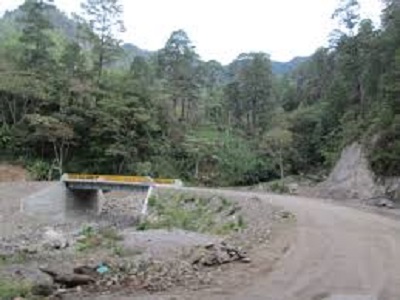 EN REDONDO: En ruinas obra militar, camino Tonalá-Villaflores