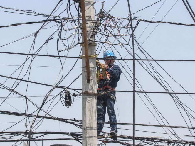 Proponen que cableado de servicios sea subterráneo en CDMX