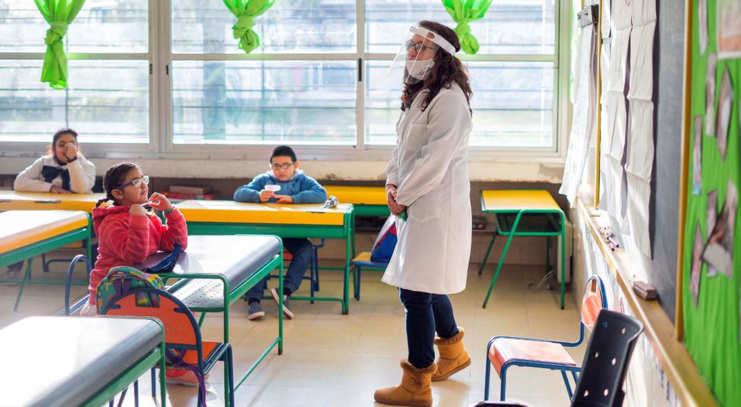 Tras 7 meses, Buenos Aires comienza reapertura de escuelas