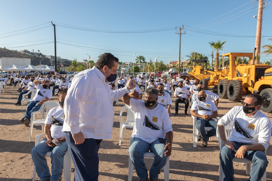 Gobernador de Baja California Sur da positivo a Covid-19