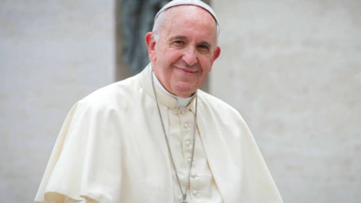 Vaticano confirma caso de coronavirus en residencia del papa Francisco