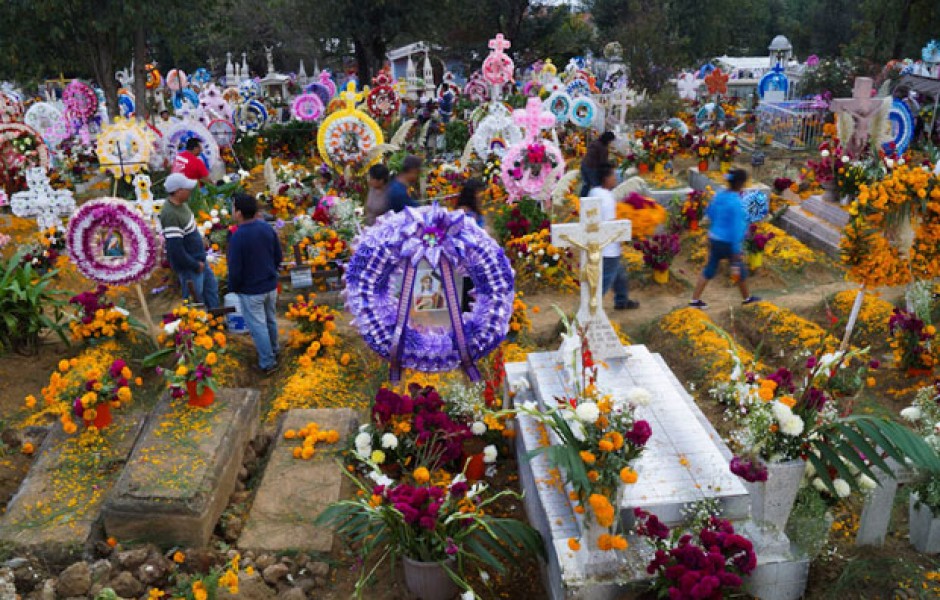 Panteones del Valle de México cerrarán por Día de Muertos