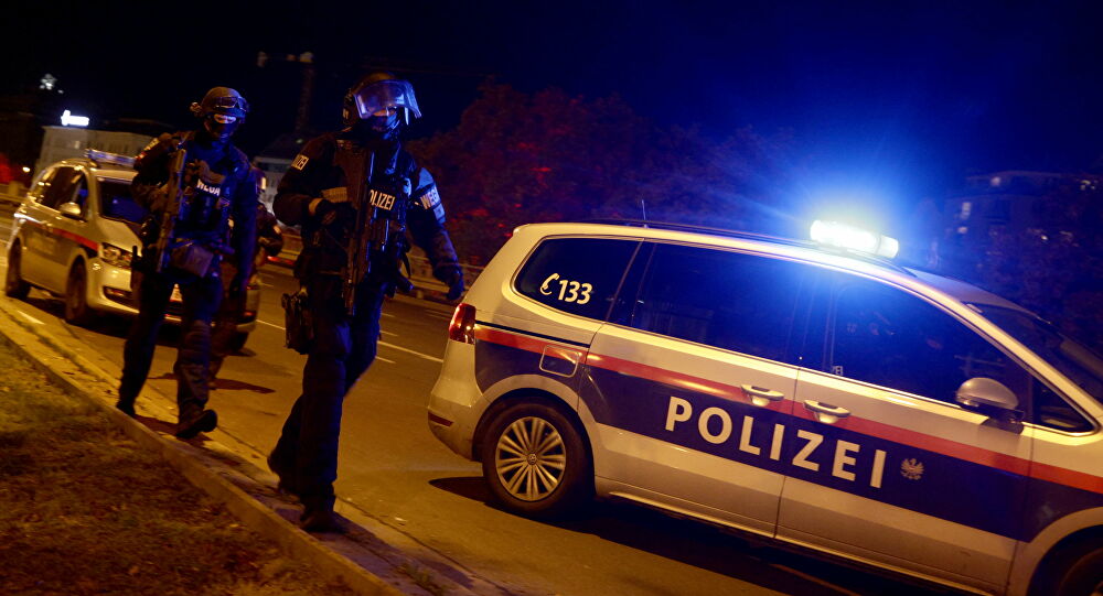 Austria lanza operativo para dar con agresores huidos tras atentado en Viena: se cuentan 4 muertos