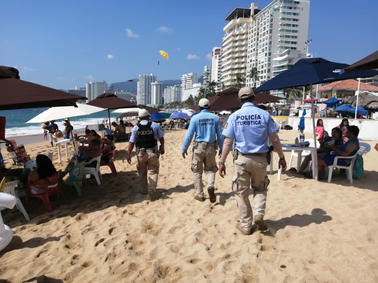 Evalúan volver a cerrar playas de Acapulco