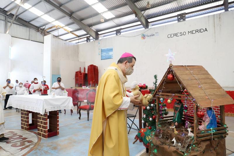 celebran la Navidad en Cereso de Mérida