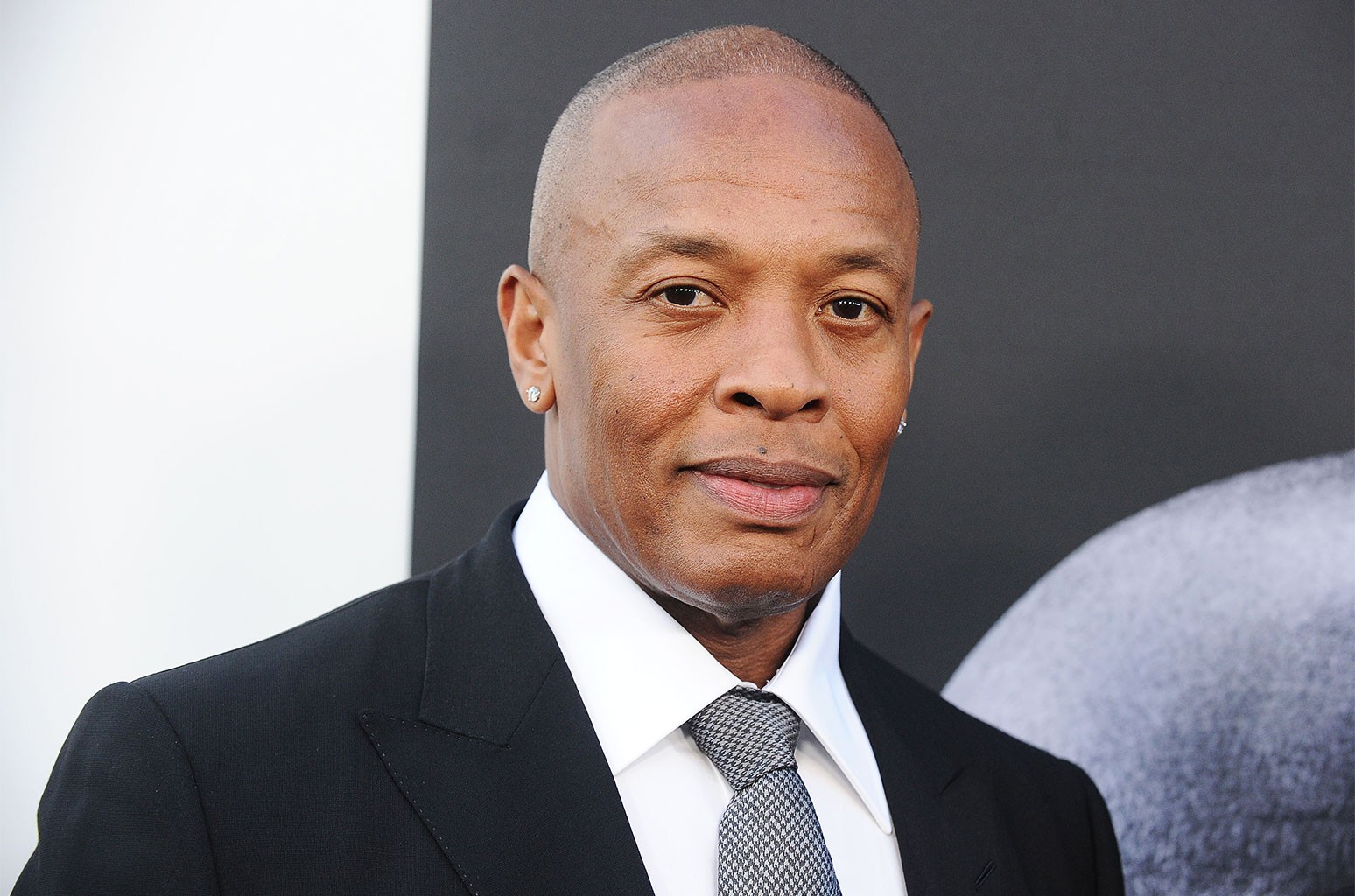 Dr Dre, sufrió un aneurisma cerebral