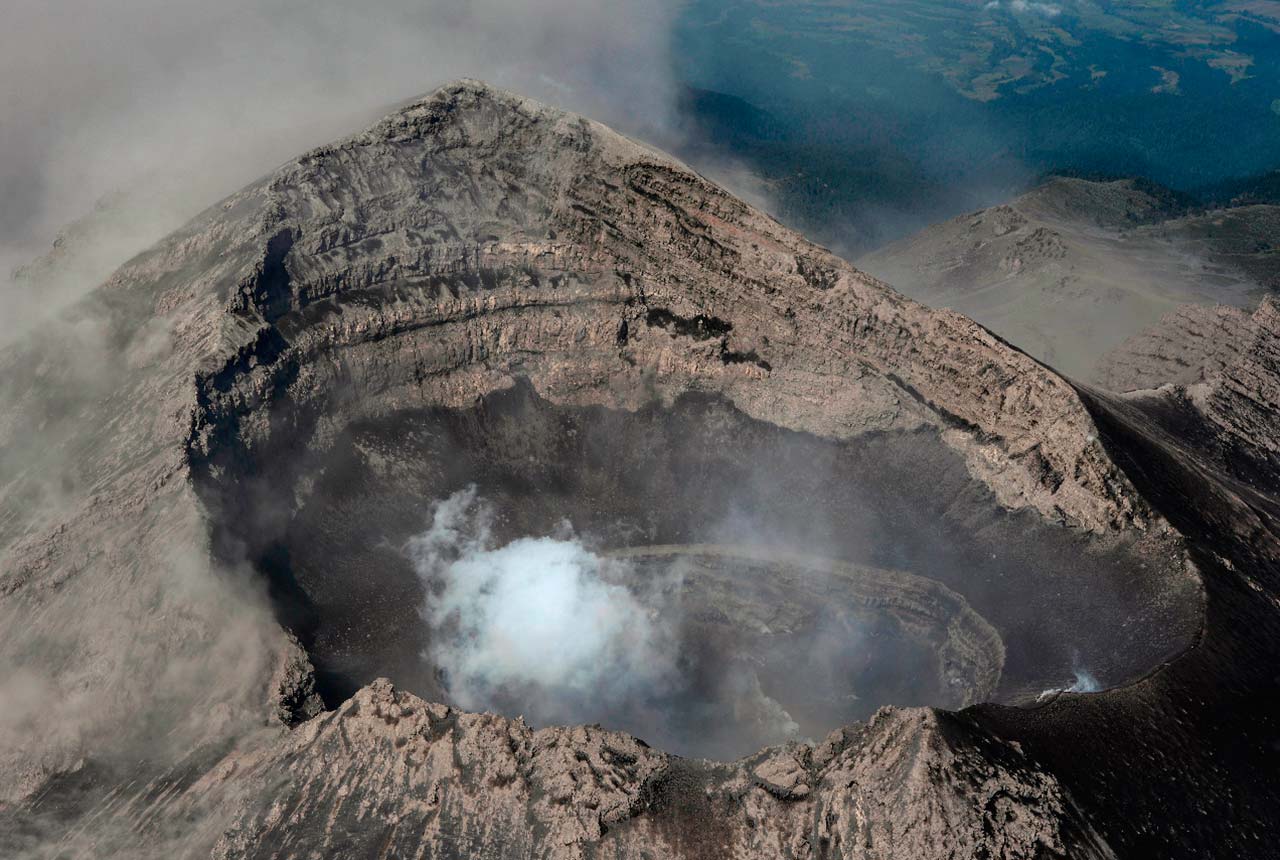 Especialistas analizan la actividad reciente del Popocatépetl