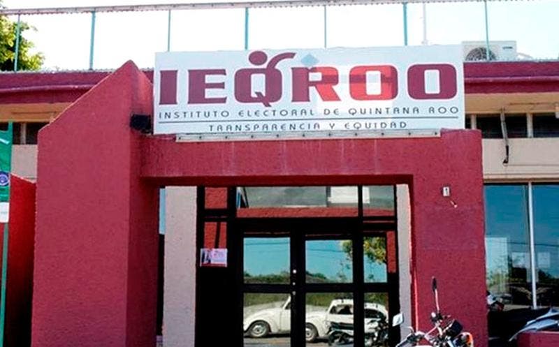 IEQROO realiza adjudicaciones directas para los próximos comicios