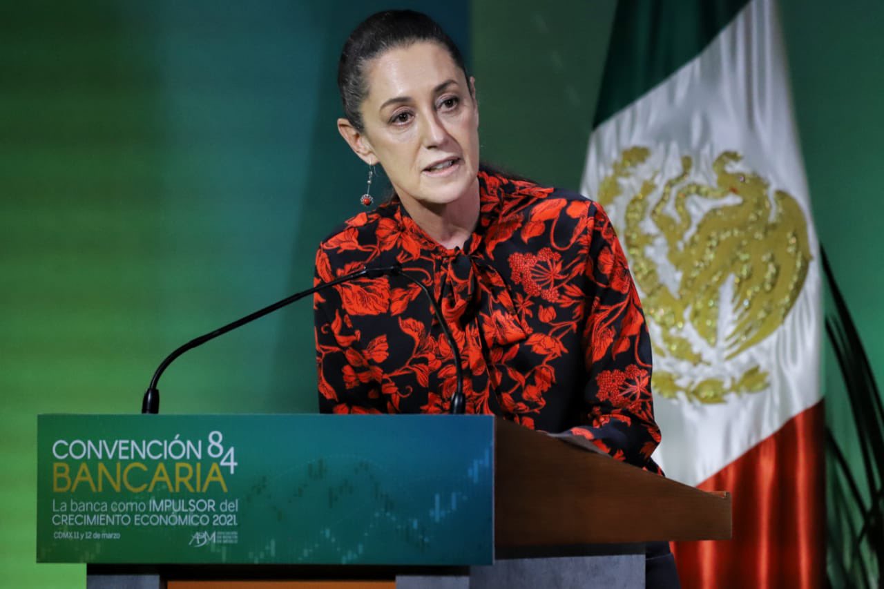 Bancos, fundamentales para la reactivación económica de CDMX: Sheinbaum