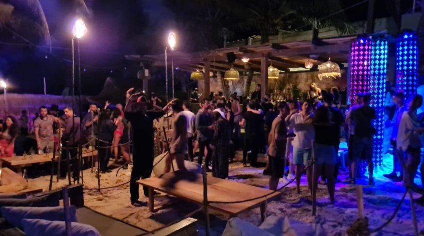 Hoteleros de Tulum proponer sancionar las fiestas masivas