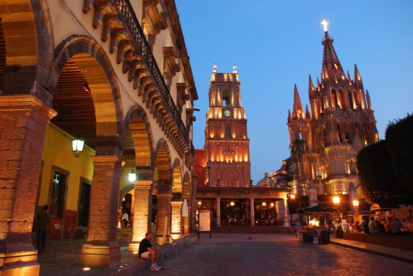 Turismo de Guanajuato recibe 9 reconocimientos en la revista Food and Travel