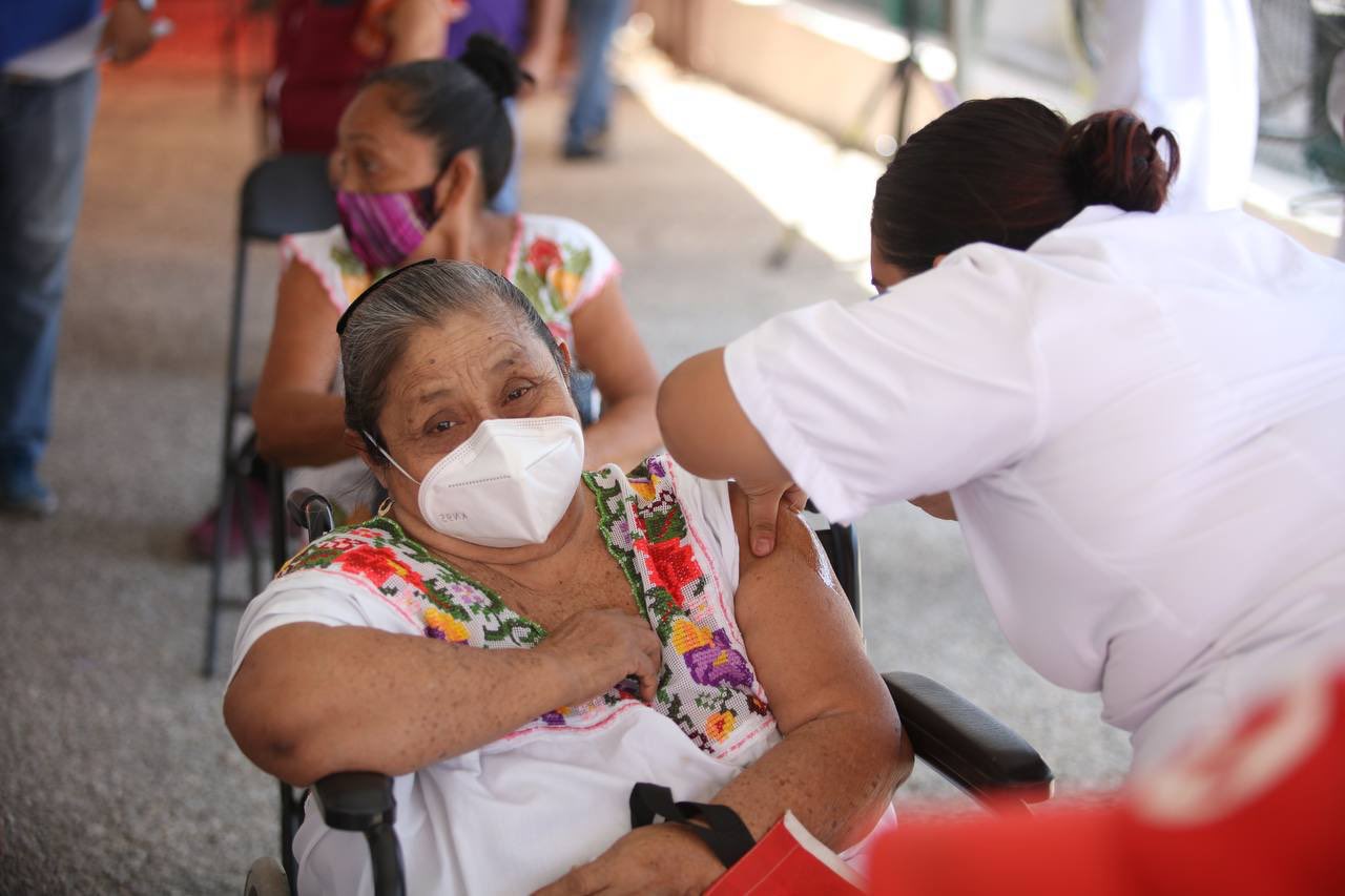 Llegan a Yucatán más de 2 mil vacunas para adultos mayores