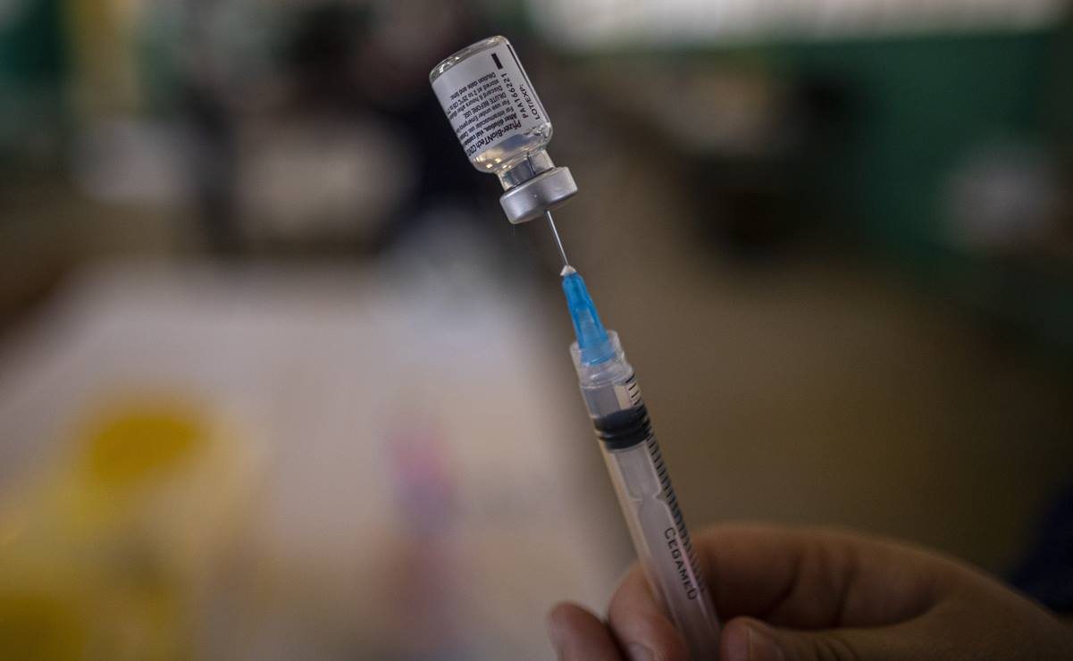 Pfizer detecta vacunas falsas en México y Polonia