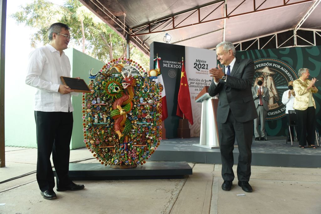 AMLO pide perdón a la comunidad china en México