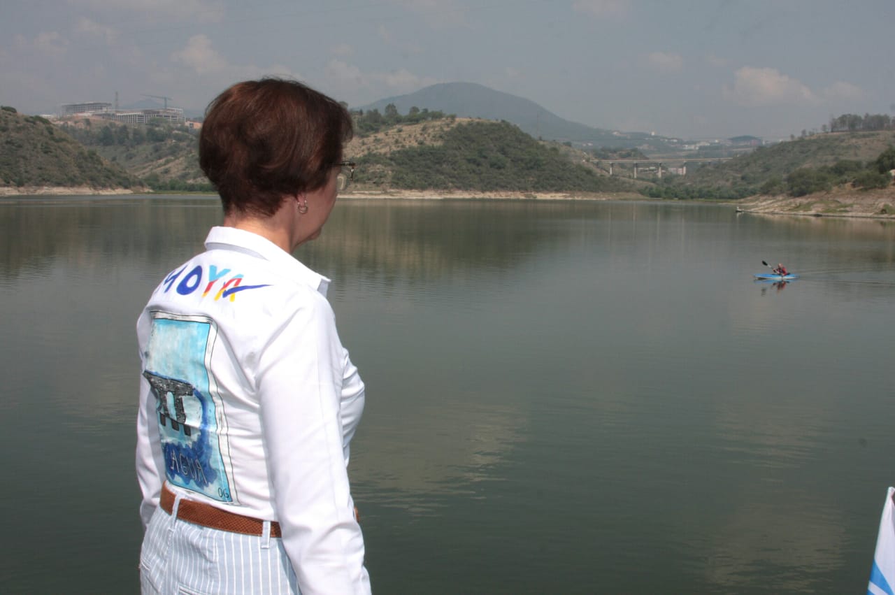 Agua limpía y suficiente para todos los hogares naucalpenses: Angélica Moya