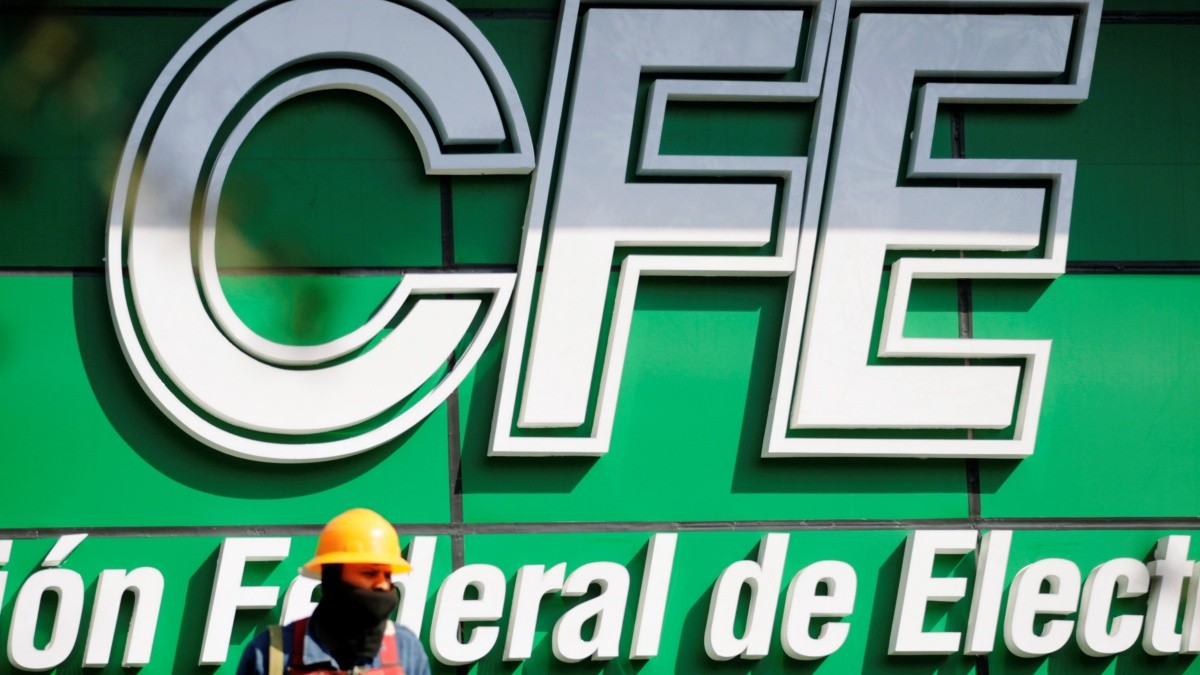 CFE y la empresa Gas y Petroquímica de Occidente firman contratos de suministro de gas natural
