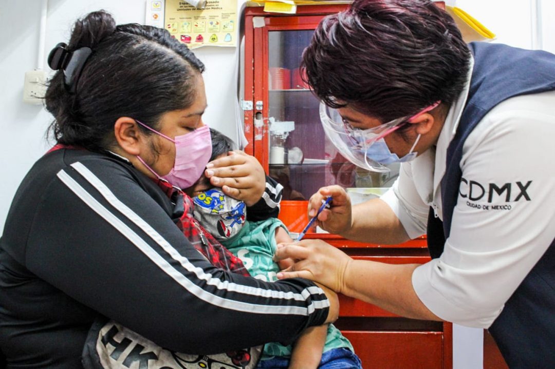vacunación contra sarampión y rubeola en Azcapotzalco