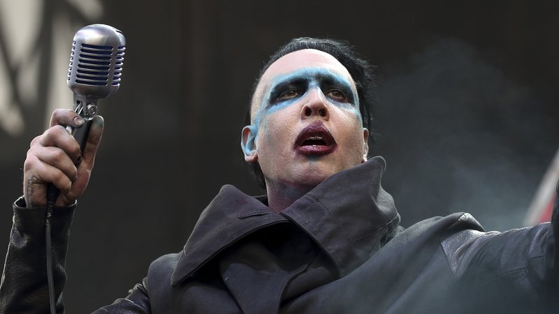 Marilyn Manson se entregó en Los Ángeles; fue liberado sin fianza