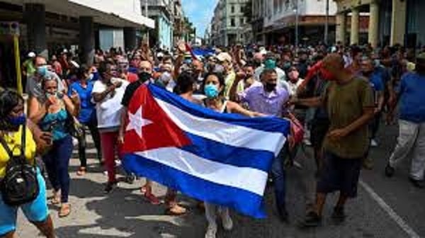 ESCARAMUZAS POLÍTICAS: ¿ABANDONARÁ EU SU GUERRA FRÍA CON CUBA?