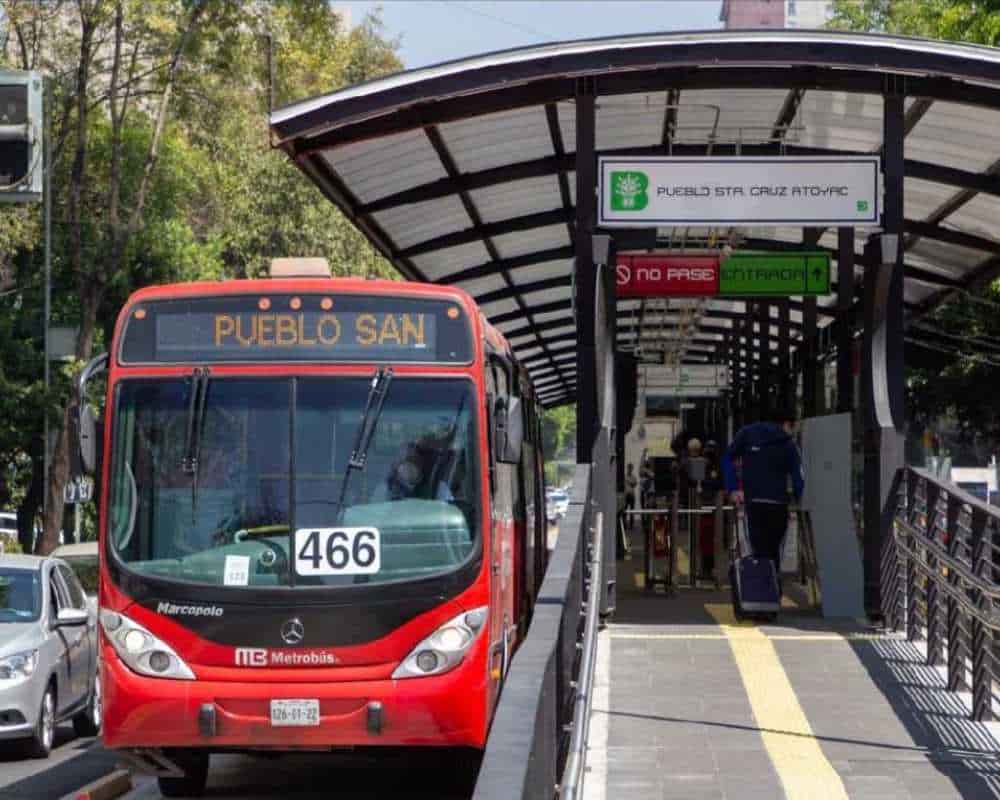 Metrobús anuncia cierre de estaciones en Línea 3