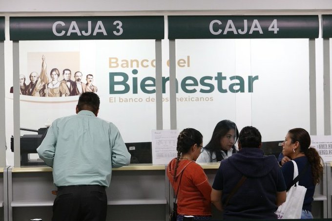 Se compromete AMLO a consolidar Banco del Bienestar en todo el país en cinco meses