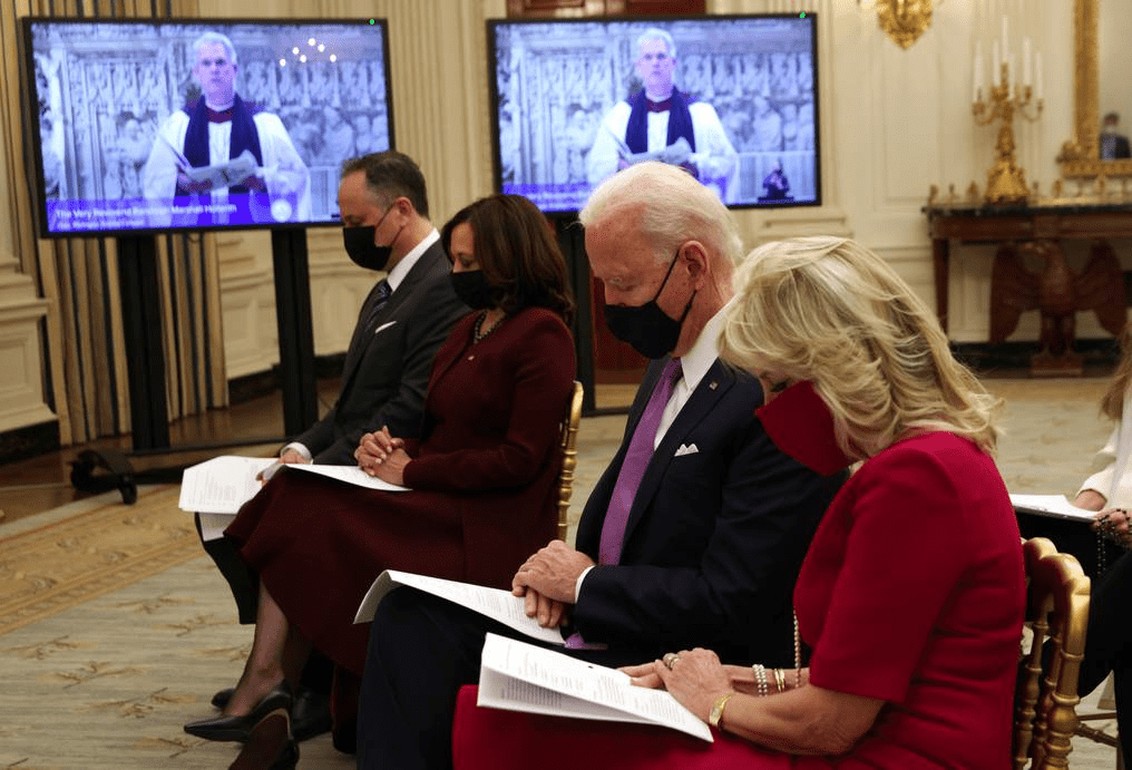 LA COSTUMBRE DEL PODER: Aborto-obispos-Biden