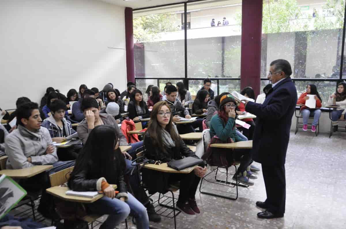 IPN dio a conocer el programa escalonado de regreso a clases, el cual va a depender del semáforo epidemiológico emitido por las autoridades.