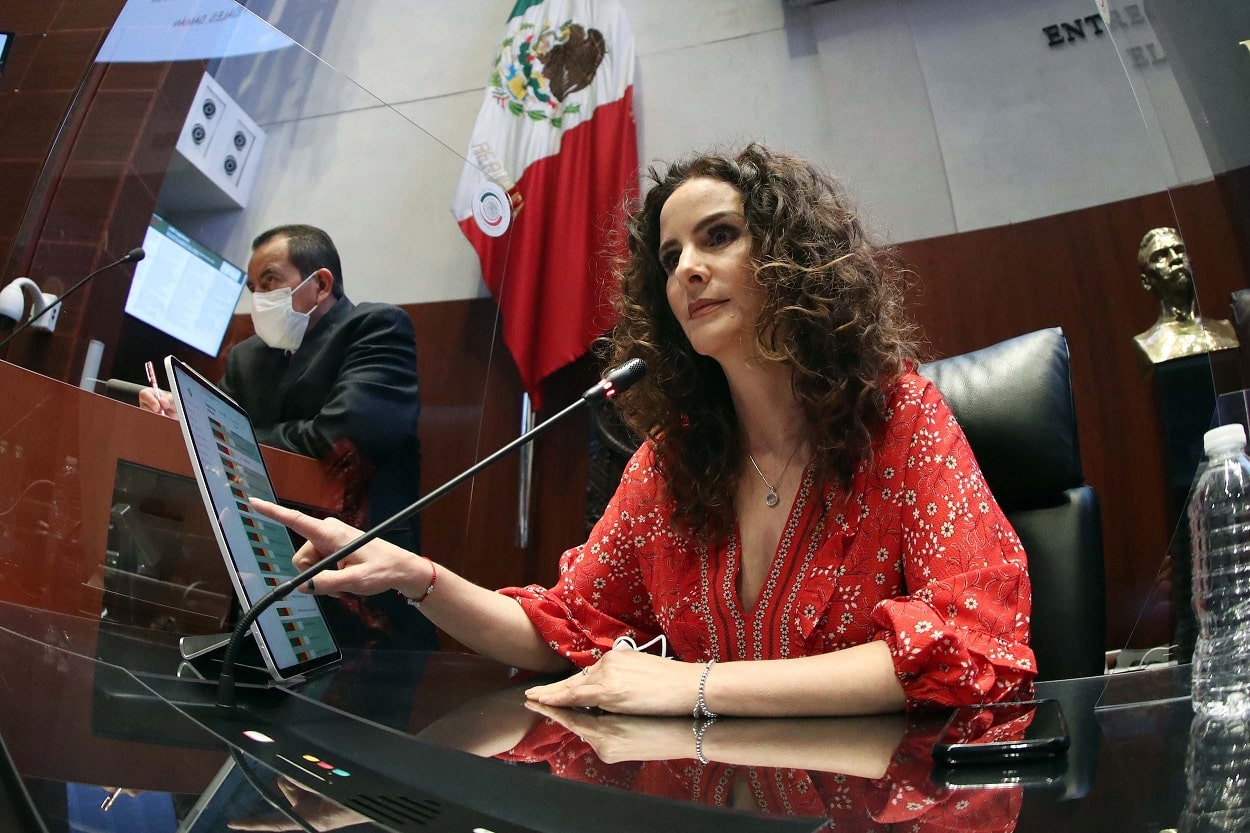 Senadoras Nancy de la Sierra y Alejandra del Carmen León, formalizan salida del PT