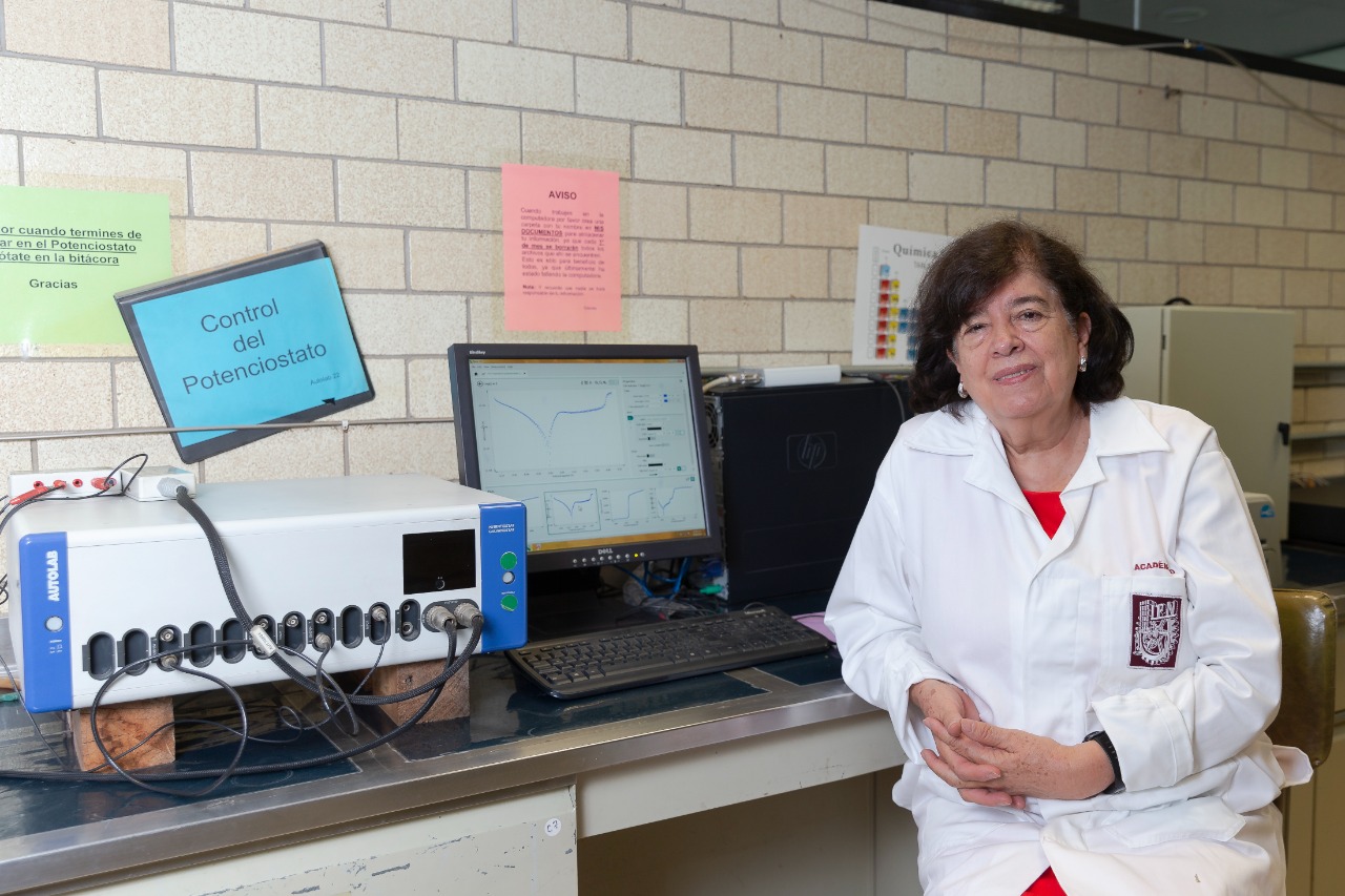 Otorgan Premio Nacional de Electroquímica a investigadora del IPN