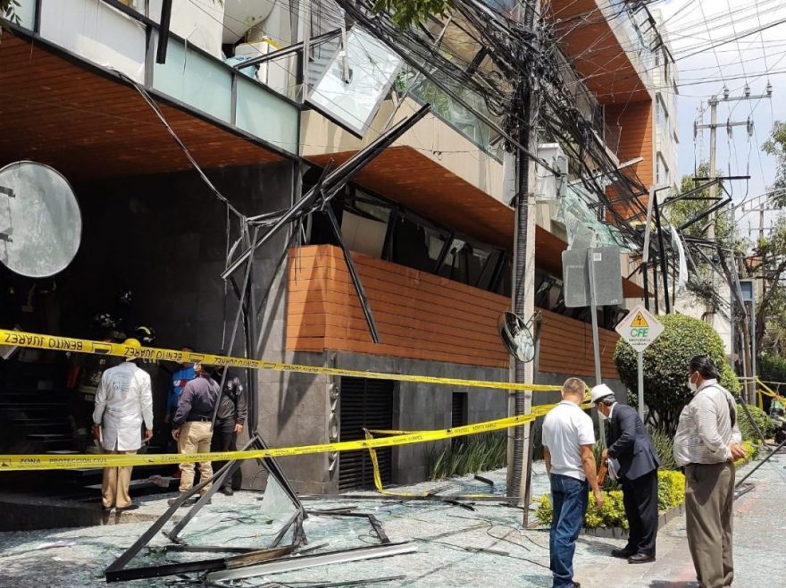 Fiscalía de CDMX abre investigación por explosión de edificio de la Benito Juárez