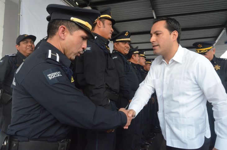 Mauricio Vila anuncia capacitación de policías