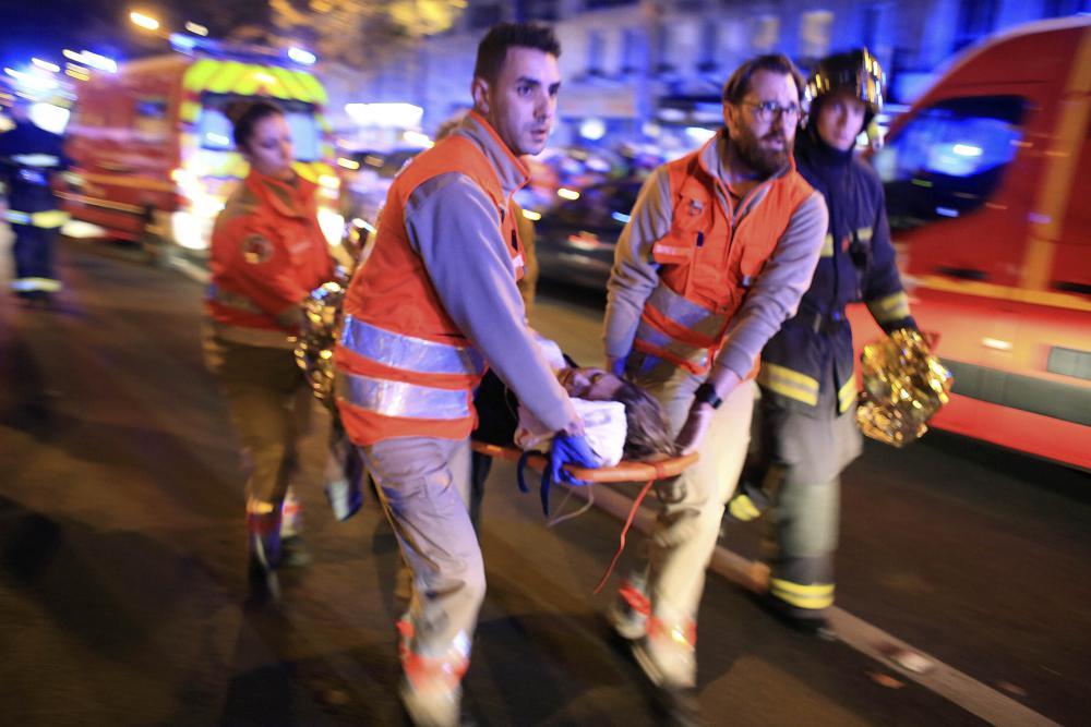 Se abre un juicio por terrorismo en París para 20 acusados en ataques de 2015