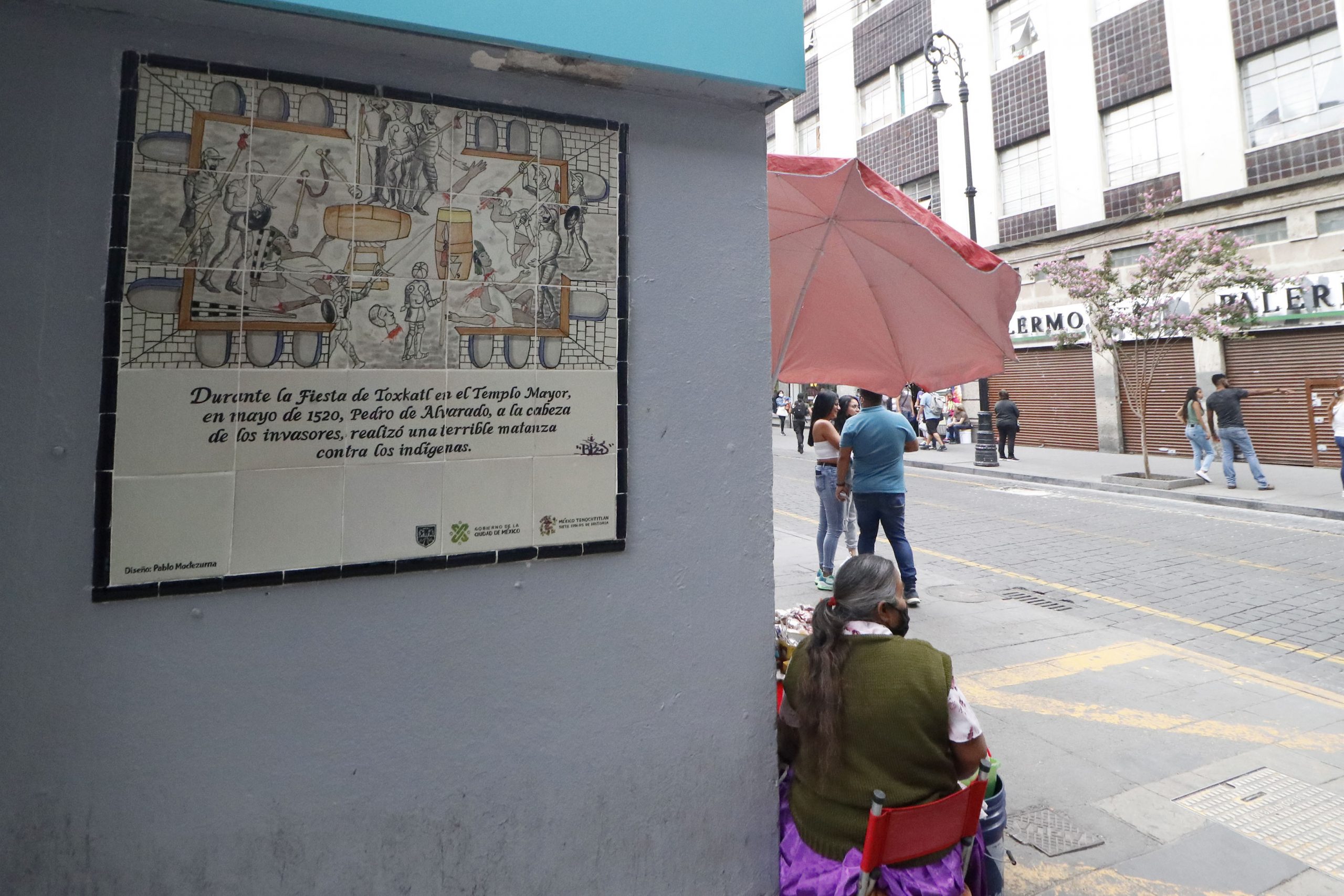 Con mosaicos, CDMX conmemora la fundación de México-Tenochtitla y la consumación de Independencia