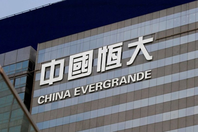 China insta al fundador de Evergrande a utilizar su propia fortuna para pagar la deuda de la compañía