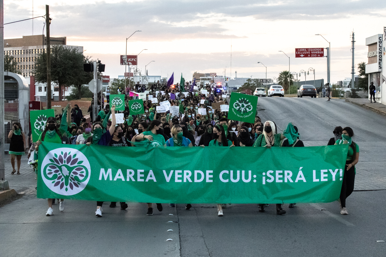 El día de ayer cientos de mujeres marcharon en Cd. Chihuahua en el marco del Día de Acción Global para el Acceso al Aborto Legal y Seguro.