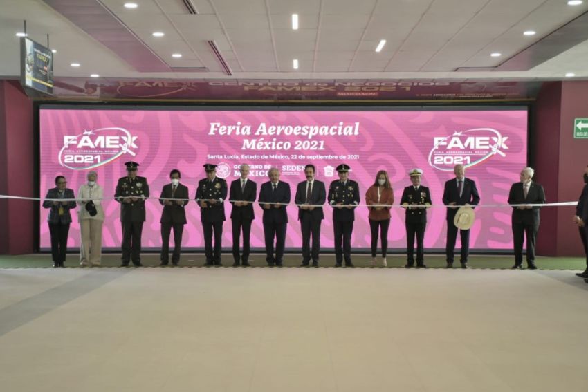 Andrés Manuel y Del Mazo inauguran la Feria Aeroespacial México 2021