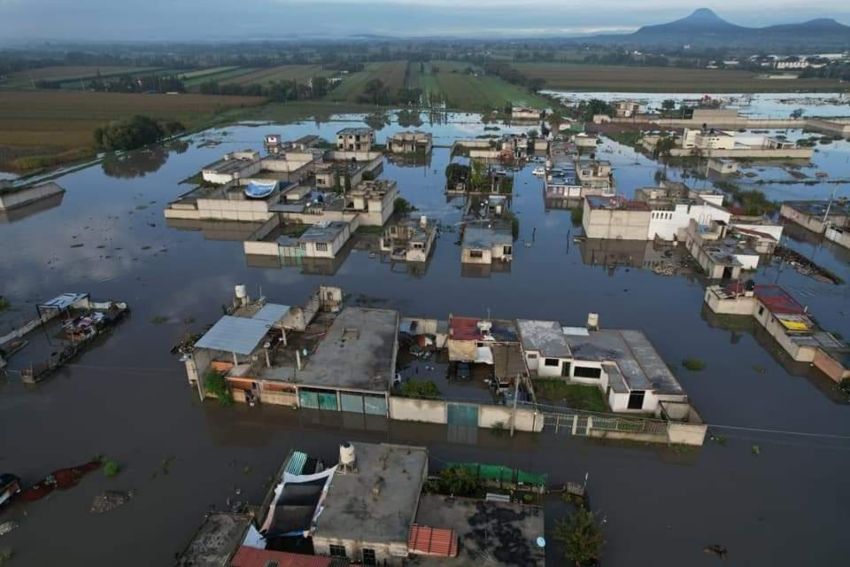 Evacúan a más de 150 personas en Tlahuelilpan por desbordamiento de río