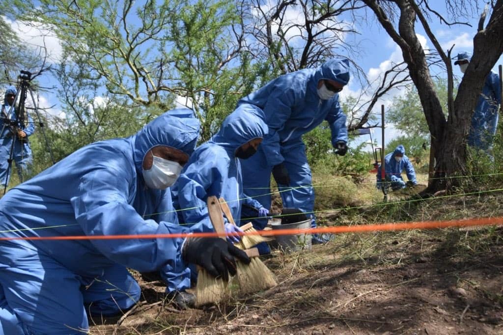 Confirman osamentas halladas en El Chichiquelite son de cinco yaquis, familiares fueron informados de los resultados de ADN.