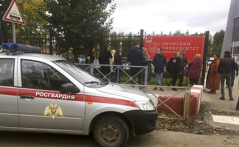 Tiroteo en universidad de Rusia deja al menos seis muertos