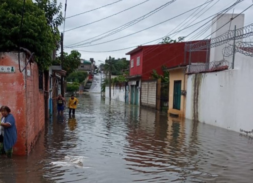 ¡Más inundaciones!, fuertes lluvias afectaron municipios de Morelos
