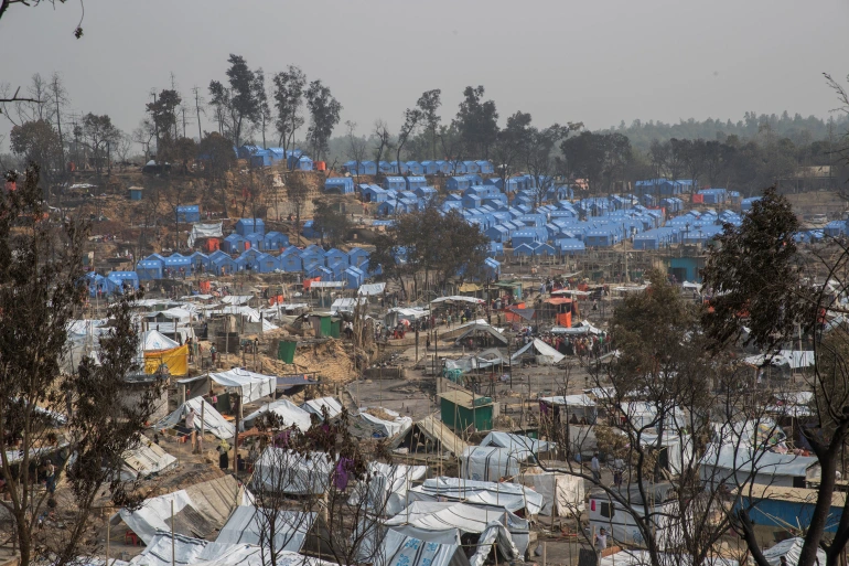 Siete muertos en el ataque al campamento de refugiados rohingya: policía de Bangladesh