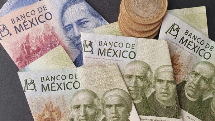 Economía de México retrocede 0.2% en tercer trimestre