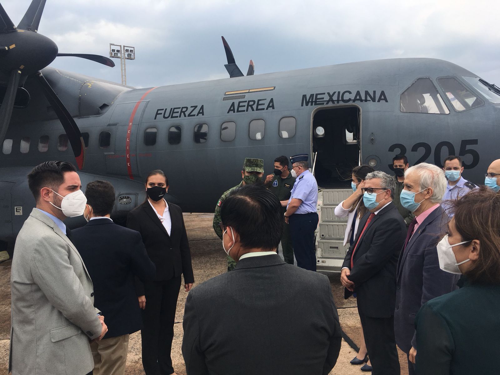 México dona 150 mil vacunas contra el Covid-19 a Paraguay